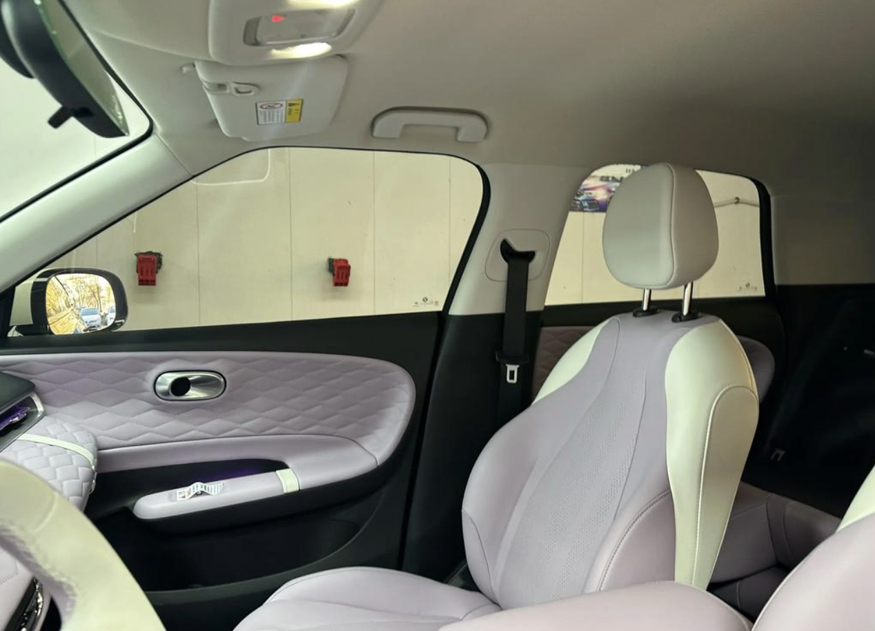 ฟิล์มฉนวนกระจกรถยนต์เซรามิกระดับพรีเมียม