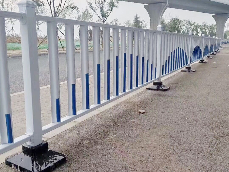 S-Shaped Anti-Glare Guardrail