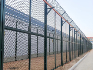 Clôture de prison