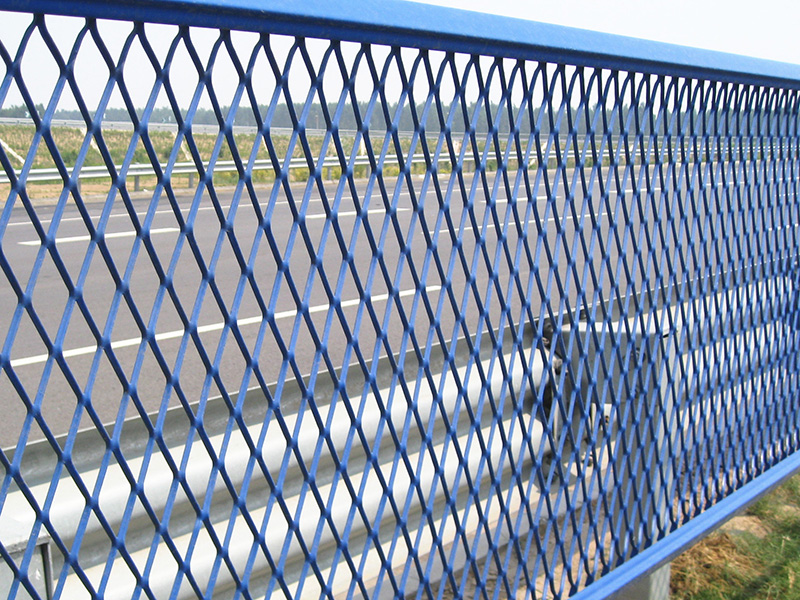 Anti-Glare Net Guardrail