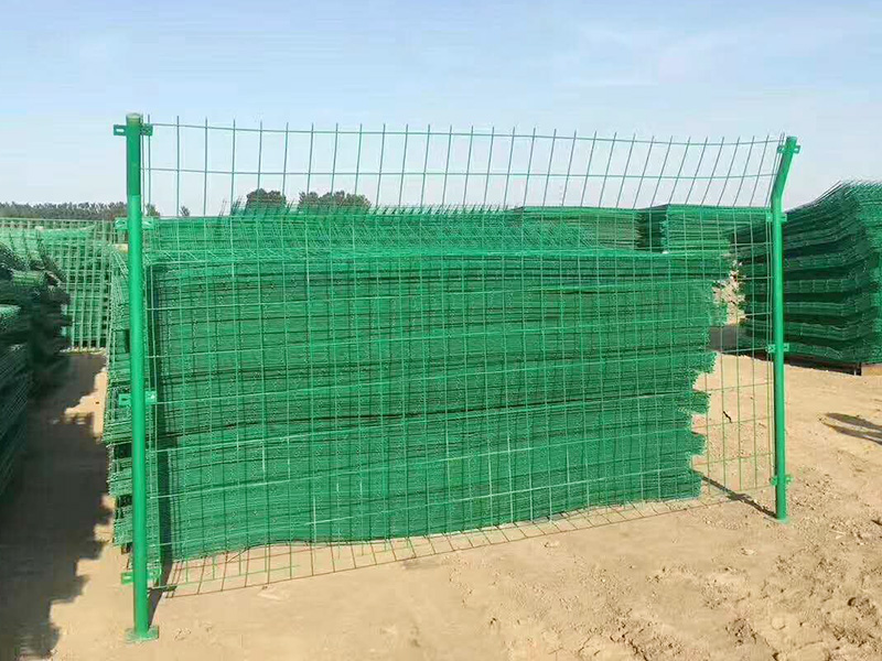 Rào chặng đường cao tốc