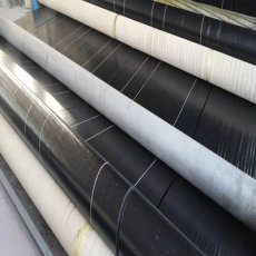 Barrière contre les mauvaises herbes non tissée en polyester recyclé