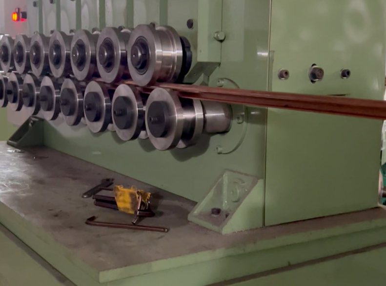 Section Straightening Machine