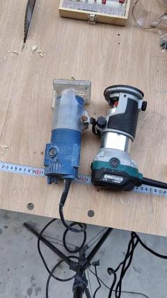 Makita RT0701C/CX2 Routeur compact à vitesse variable