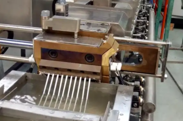 Co-Rotating Parallel Twin-Screw Extruder