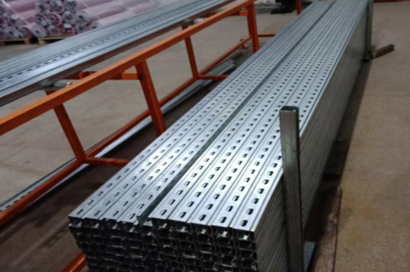 Cold-Rolled Steel C-Channel Slot Bracket