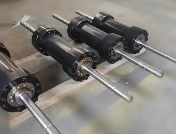 Double-Acting Hydraulic Cylinder