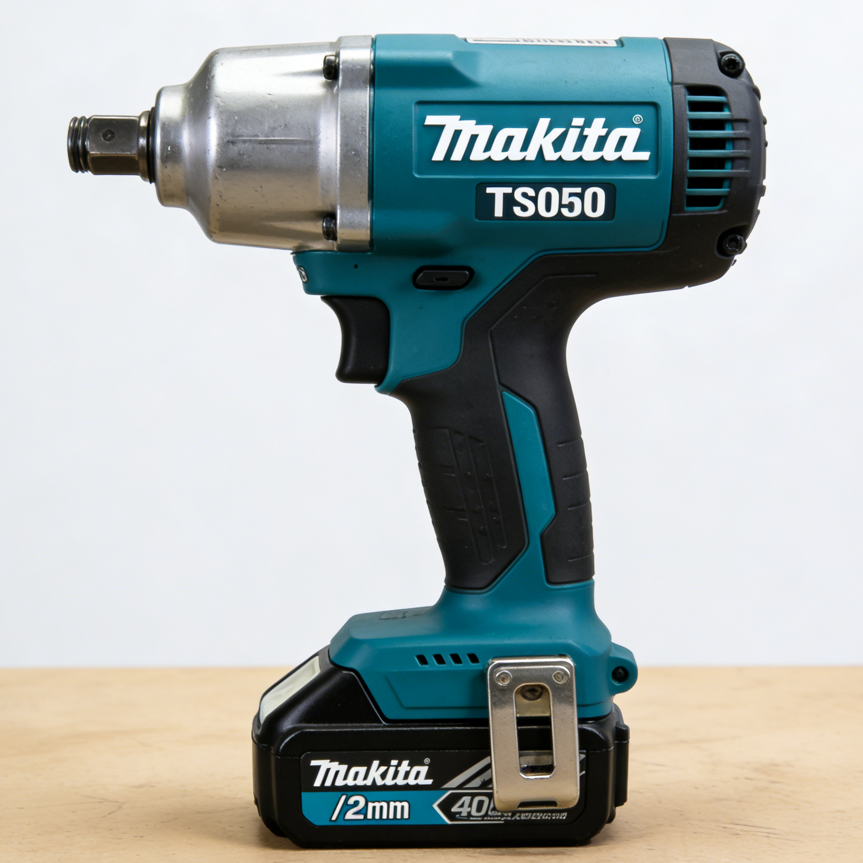 Makita 1/2 "ประแจลมขนาดกะทัดรัด (รุ่น PTS050)