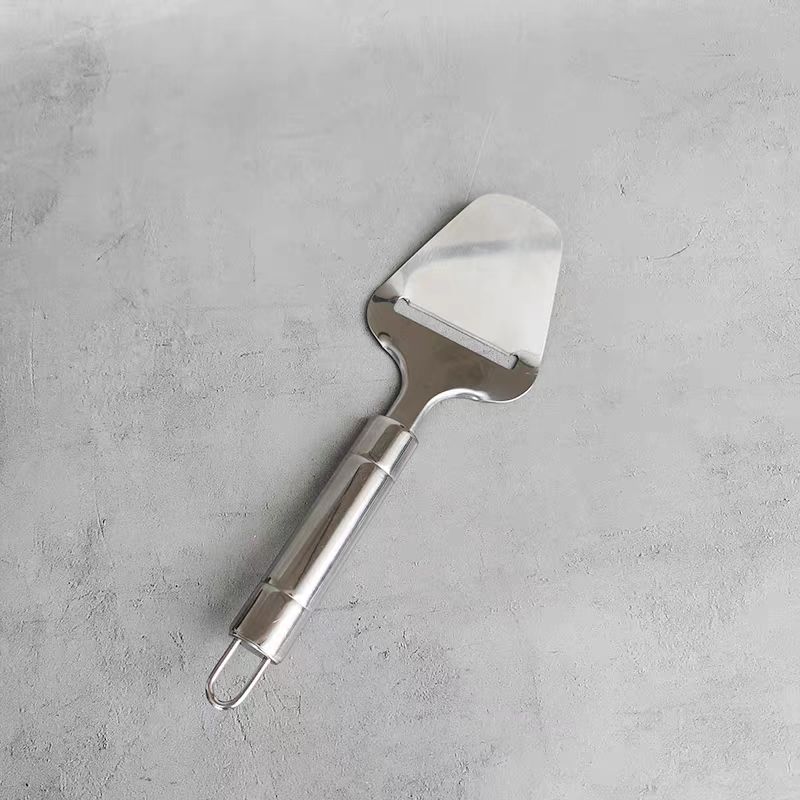 Cheese shovel
