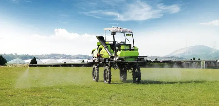 Tự hành giải phóng mặt bằng cao bùng nổ phun