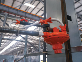 Alat Pemberi Minum Puting Otomatis