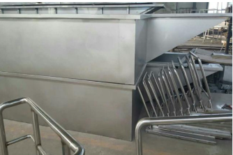 Évier de nettoyage pour abattoir