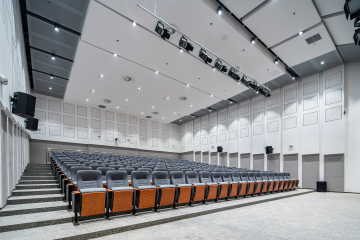 Noise-Canceling Academic Lecture Hall Audio System