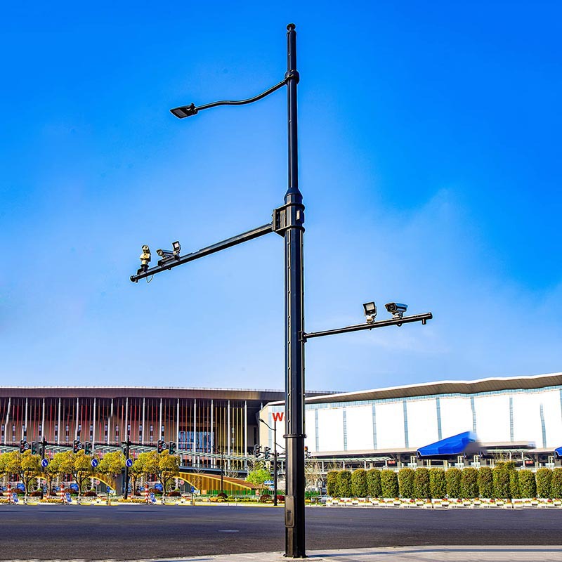 Smart Integrated Traffic Monitoring Pole