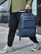 Sac à dos de voyage des hommes avec le port de remplissage d'USB