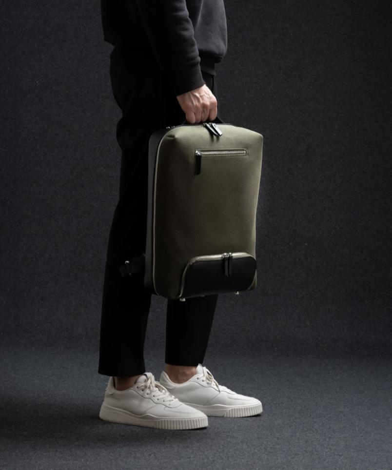 Men's Minimalist Slim Laptop Backpack